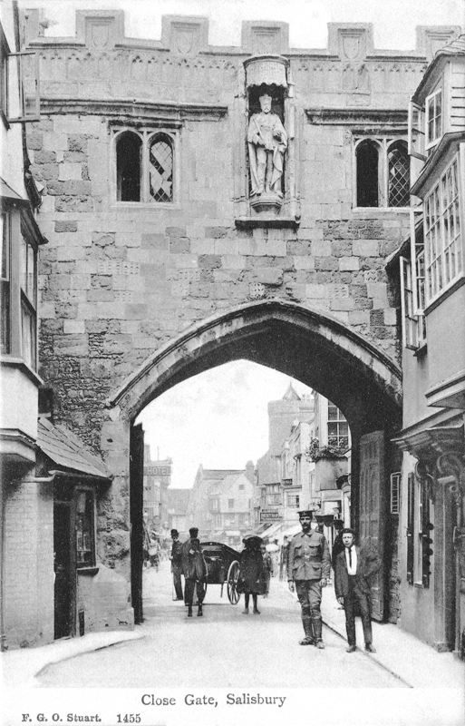 Close Gate Salisbury