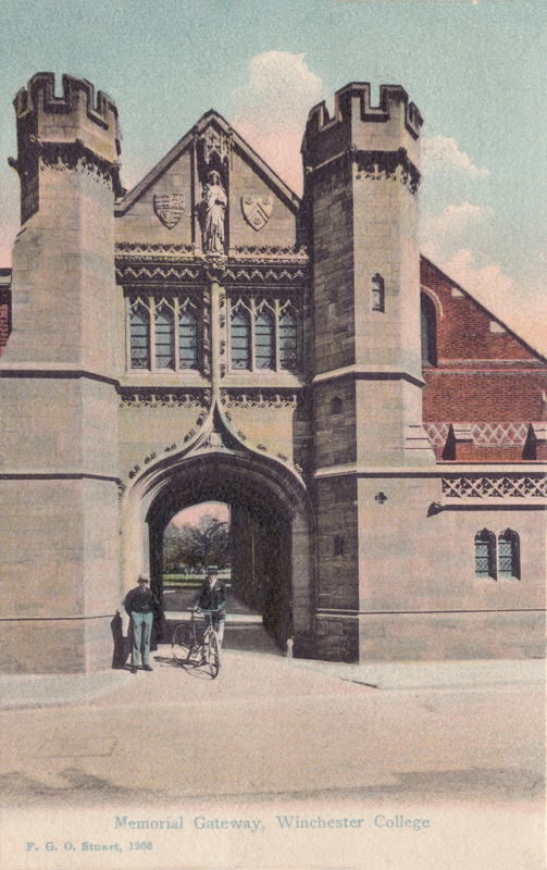Memorial Gateway, Winchester College