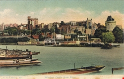 475  -  Windsor Castle from River
